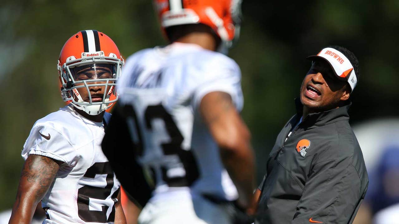 Horton tries to explain Browns' fourth-quarter collapses